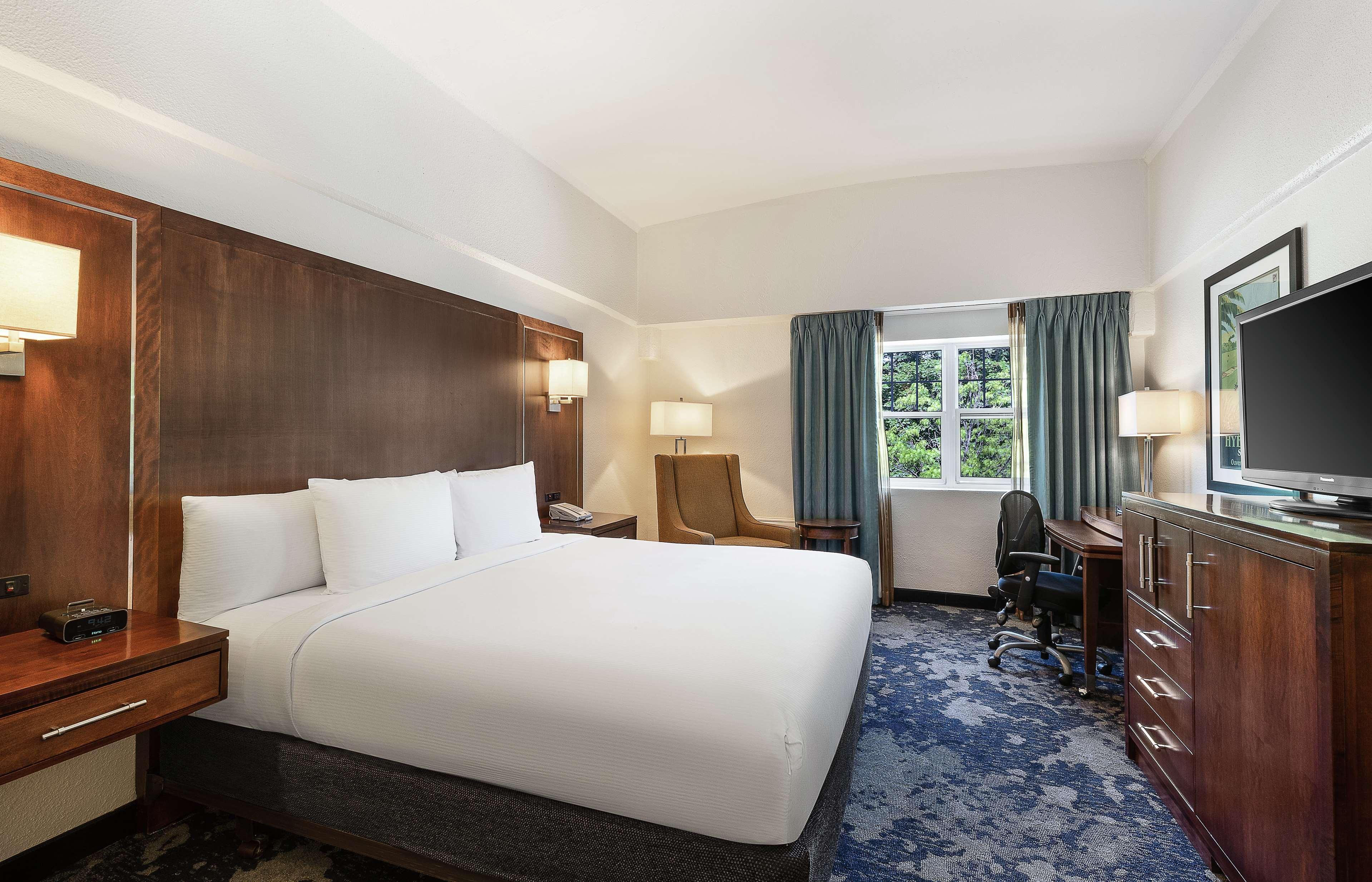Hotel Doubletree By Hilton Cape Cod - Hyannis Exterior foto