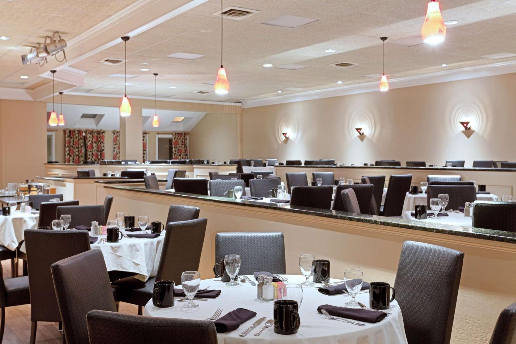 Hotel Doubletree By Hilton Cape Cod - Hyannis Exterior foto